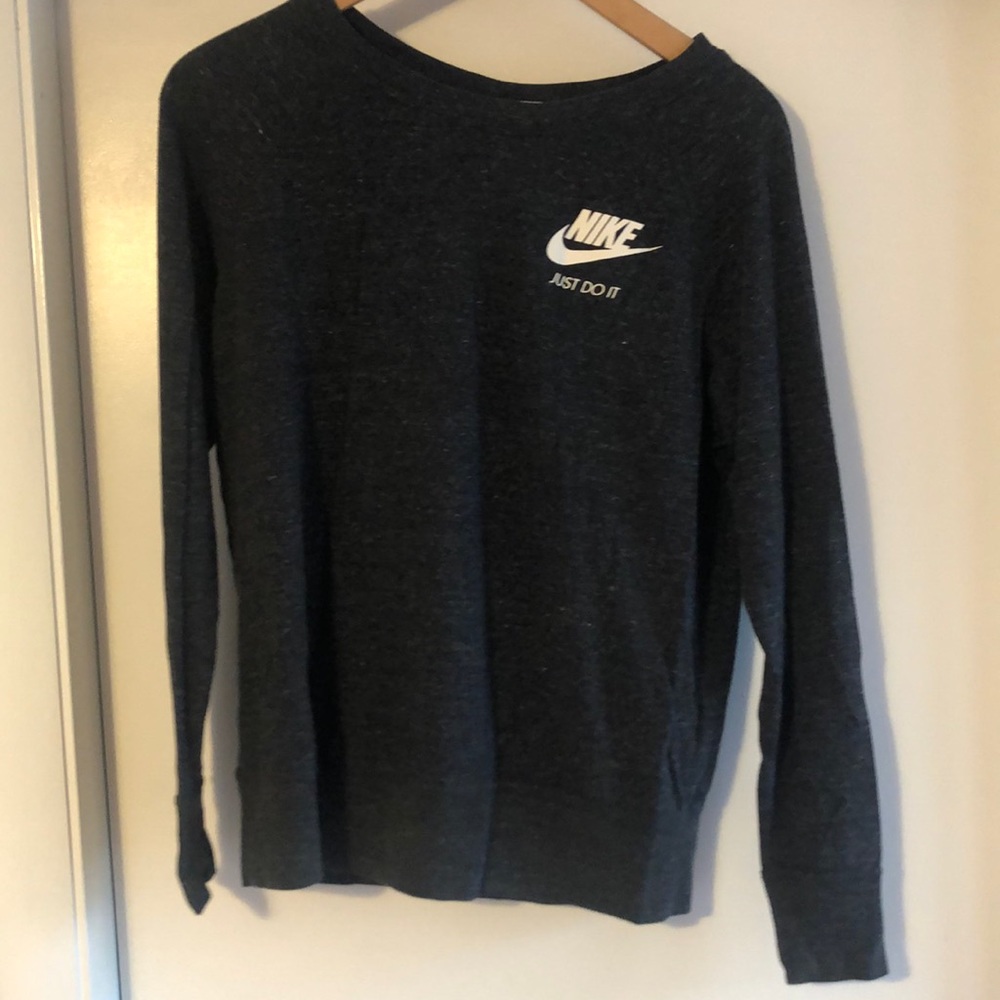 Nike long sleeve shirt.